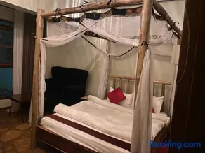 Afro Smile Hotel & Guest House - Image 3