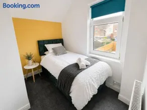 Modern 3 Bed House Ideal for Contractors - Image 5