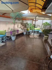 Wild Cherry Apartments - Image 3