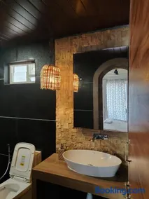 Arundekar's Cottage - Image 1