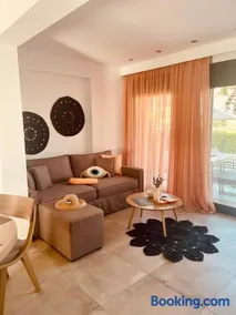 Epos Villas & Luxury Studios - Image 1