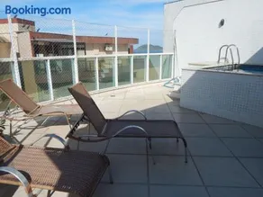Cobertura de Luxo com Piscina e churrasqueira na Praia do Forte - Image 1