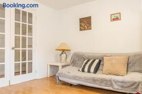 Cozy 1 BDR apt in MTL-E, near metro, free parking - Image 3