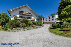 Hof am Ammersee - Image 1
