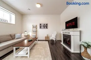 3BDRM Winter Haven - King Beds - Fireplace - Garage - Image 2