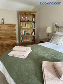 Lodge Farm B&B - a working farm - Image 3