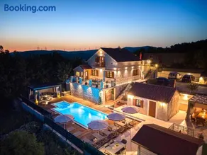 Villa Lady Stone - Image 1