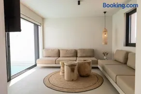 GEA & HYDOR Private Residencies Antiparos - Image 1