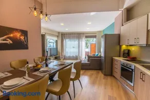 EUPHORIA Luxury Apartment - Image 3