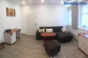 zentral gelegene top ausgestattete Wohnung - Image 2
