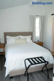 Peace Barn Getaway - Image 4