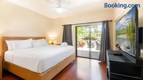 Cozy 3BR Lake Elsinore Retreat with Mountain Views - Image 3