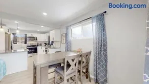 Affordable four bedroom Family Denver home - Image 3