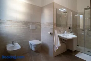 ISA ROOMS Bed&Breakfast - Image 1