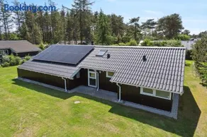 Cozy Summer House Near Hals - Image 2