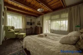 Káli Art Inn - Image 1