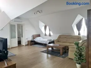 P16 Apartment - Image 2