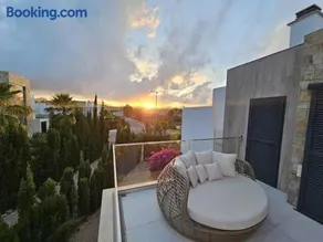 Strandnahe Design Villa mit Pool 2 Schlafzimmer 180 qm - Image 3