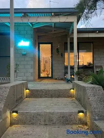 Ocean breeze villa - Image 1