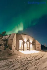 Kaamos Lodge - Image 2