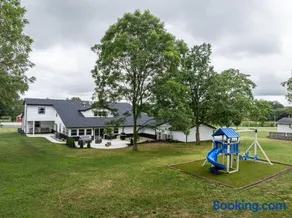 The Gathering Haus - Image 1
