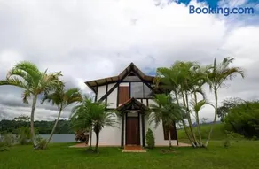 Chalet junto al lago con muelle privado - Image 2