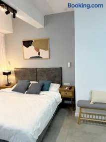House 46 - Image 3