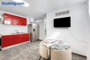 Fairways Apartments - Image 2