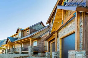 Daybreak Mountain Home Studio East Zion - Image 2