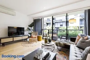 VAQUAY Haven In Hawthorn - Image 1