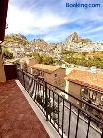 Verdura Home - Image 2