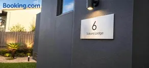 Sakura Lodge in Daylesford Victoria - Image 3