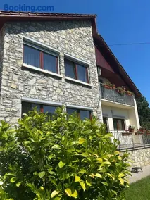 Kazinczy Apartman - Image 2