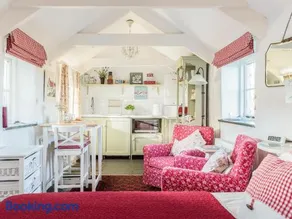 The Snug - Image 2