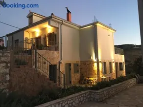 Myrtos Bay Apartments - Image 3
