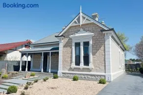 Villa Maria Barossa Luxury Guesthouse - Image 3