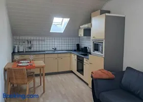 Magnifico appartamento adatto alle famiglie con barbecue e giardino - Image 3