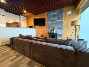 Chalet con Jacuzzi y Chimenea, FIBRA 600MBS - Image 3