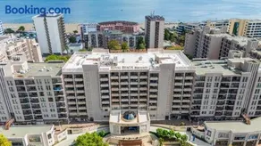 Royal Beach Apartments - Image 2