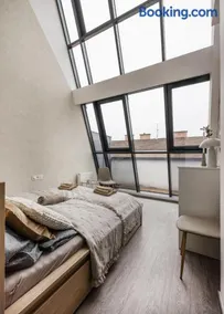 Summit Stay - Penthouse with Parking for Two - Image 2
