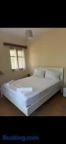 Almyra Seaside Apartments - Image 3