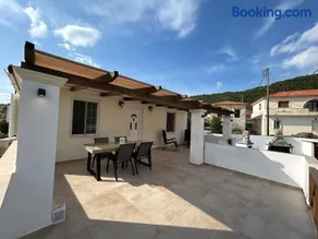 Kouzoulis House - Image 2