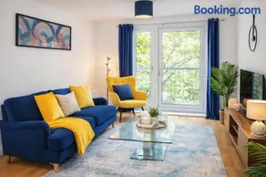 City Centre 2bedroom 2Toilet with Balcony Ideal for contractors Relocation and family - Image 5
