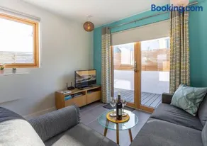 Stones Throw Studio Apartment Bude Cornwall - Image 3