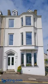 Mervue Apartment, 4 Causeway View, Portrush - Image 5