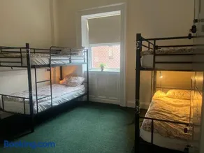 Botanic Avenue Hostel less than a mile from the City Centre - Image 1
