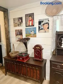 Countryside Haven - Image 2