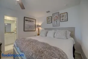 Charming Getaway Retreat - Image 3