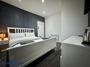 The Bernard Rooms - Image 3