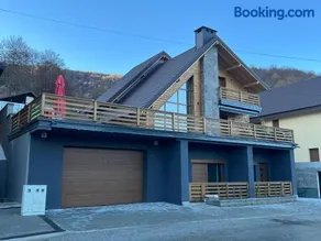 Villa Lake House - Image 1